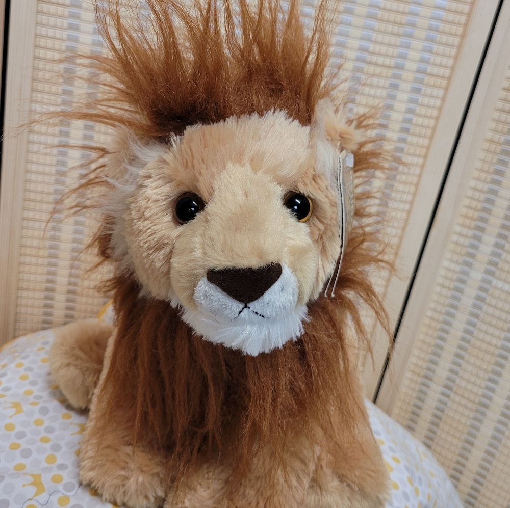 Aurora Destination Nation Lion Plush Stuffed Animal Toy Tall Fuzzy Mane - Picture 2 of 12